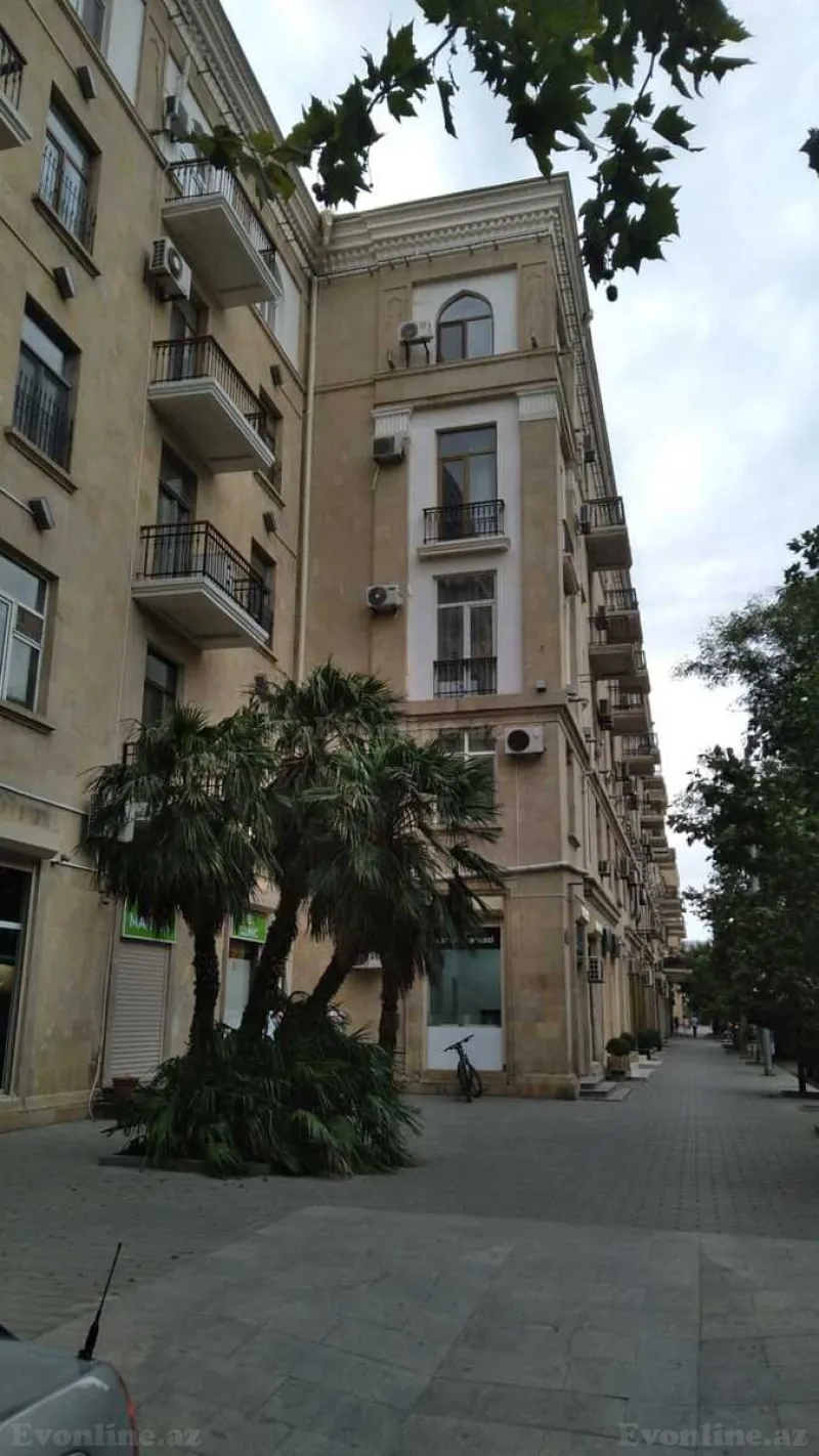 Kirayə verilir 2 otaqlı Mənzil Yeni tikili 46 m² Səbail r. - şəkil 10