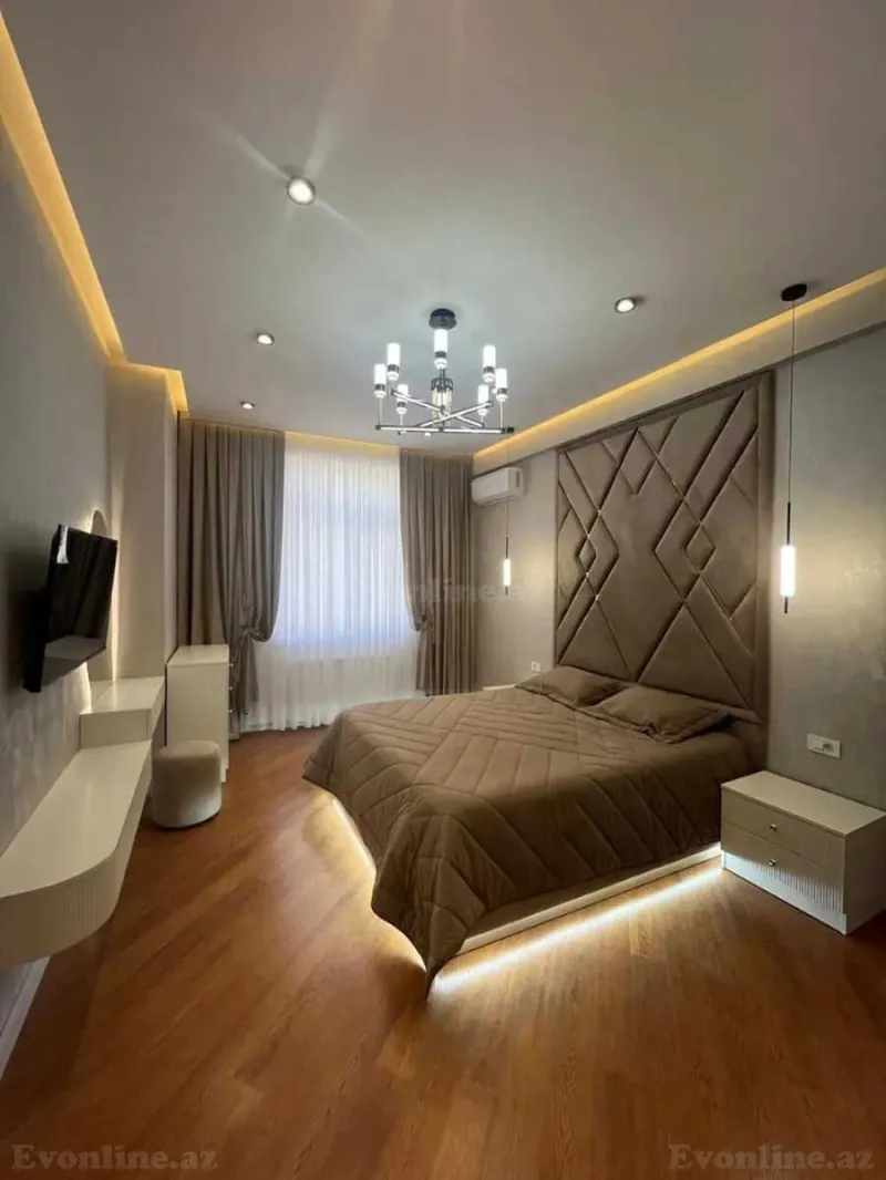 Satılır 4 otaqlı Mənzil Yeni tikili 145 m² 8 Noyabr m. - şəkil 13