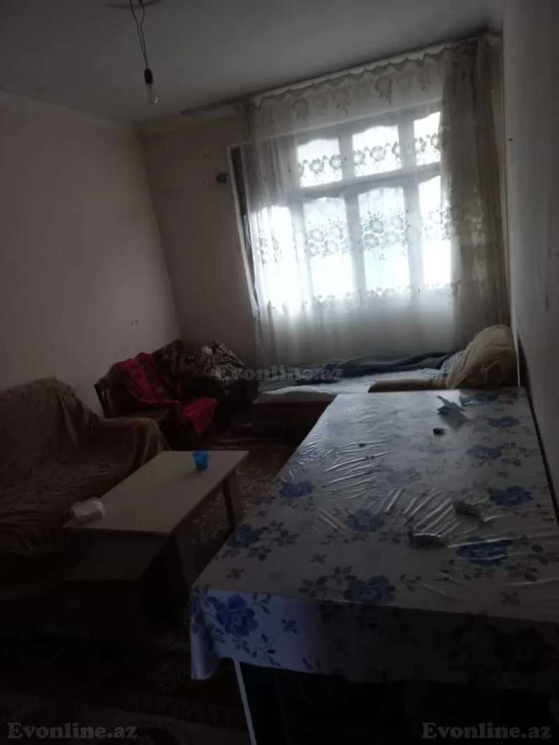 2 otaqlı Mənzil 52 m² 4-cü mikrorayon Kirayə verilir