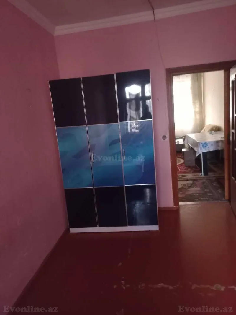 Kirayə verilir 2 otaqlı Mənzil Köhnə tikili 52 m² 4-cü mikrorayon - şəkil 2