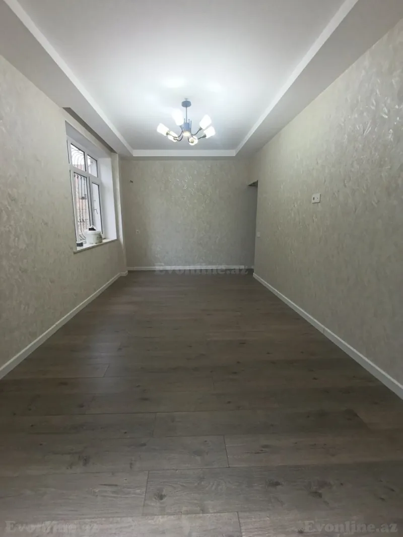 Satılır 2 otaqlı Mənzil Köhnə tikili 40 m² 8-ci mikrorayon