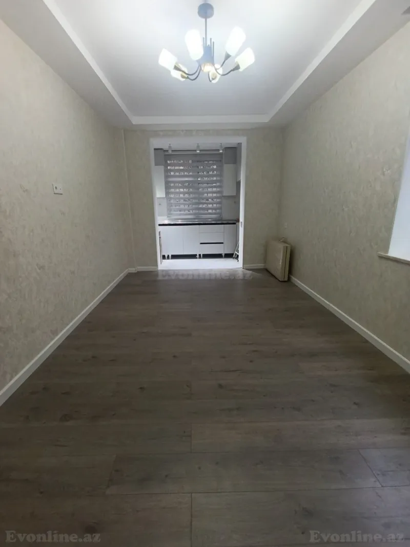 Satılır 2 otaqlı Mənzil Köhnə tikili 40 m² 8-ci mikrorayon - şəkil 2