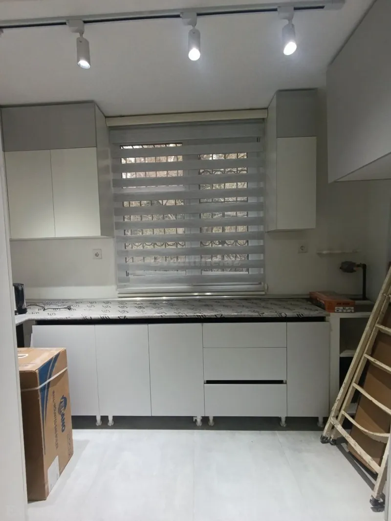 Satılır 2 otaqlı Mənzil Köhnə tikili 40 m² 8-ci mikrorayon - şəkil 4