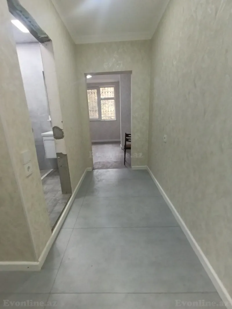 Satılır 2 otaqlı Mənzil Köhnə tikili 40 m² 8-ci mikrorayon - şəkil 6