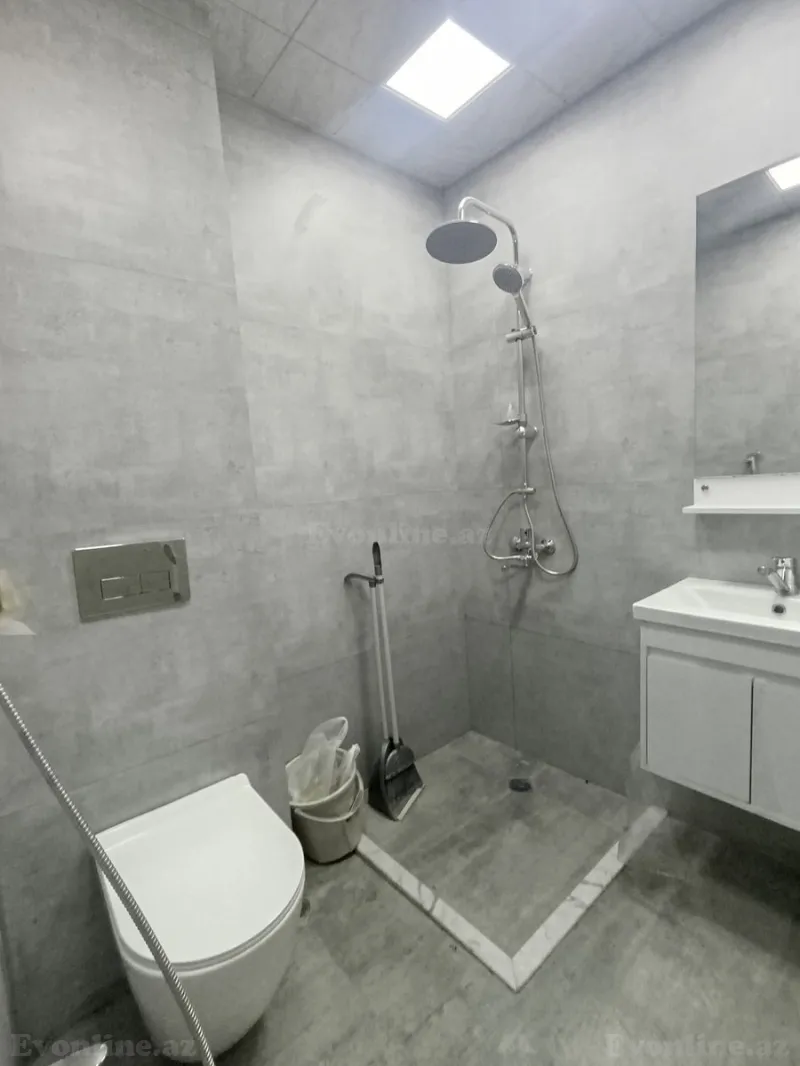 Satılır 2 otaqlı Mənzil Köhnə tikili 40 m² 8-ci mikrorayon - şəkil 9