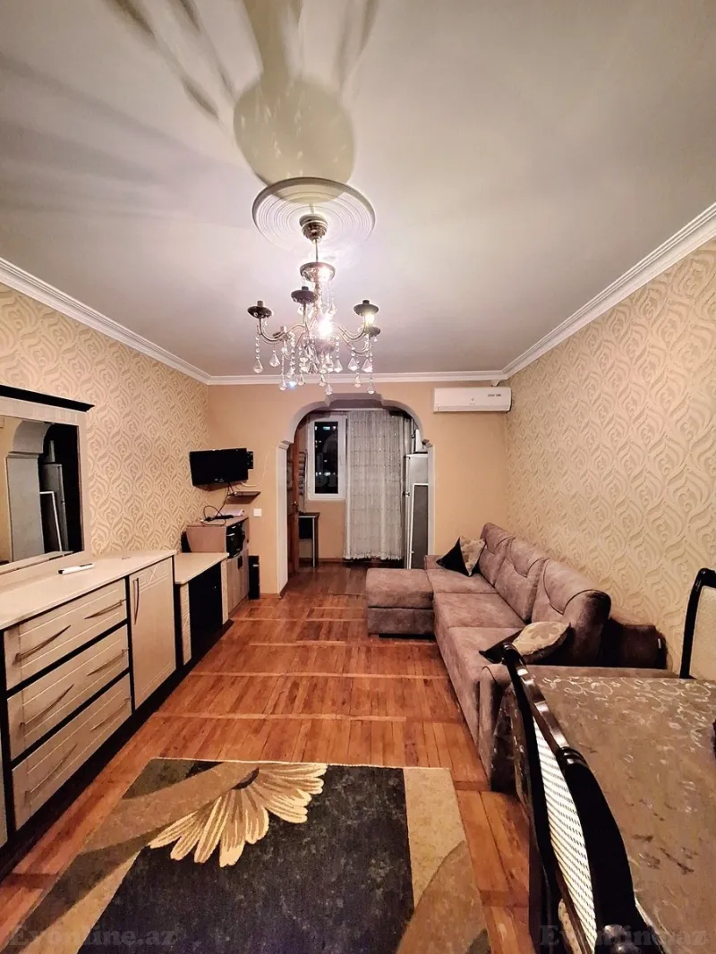 2 otaqlı Mənzil 50 m² İnşaatçılar m. Kirayə verilir