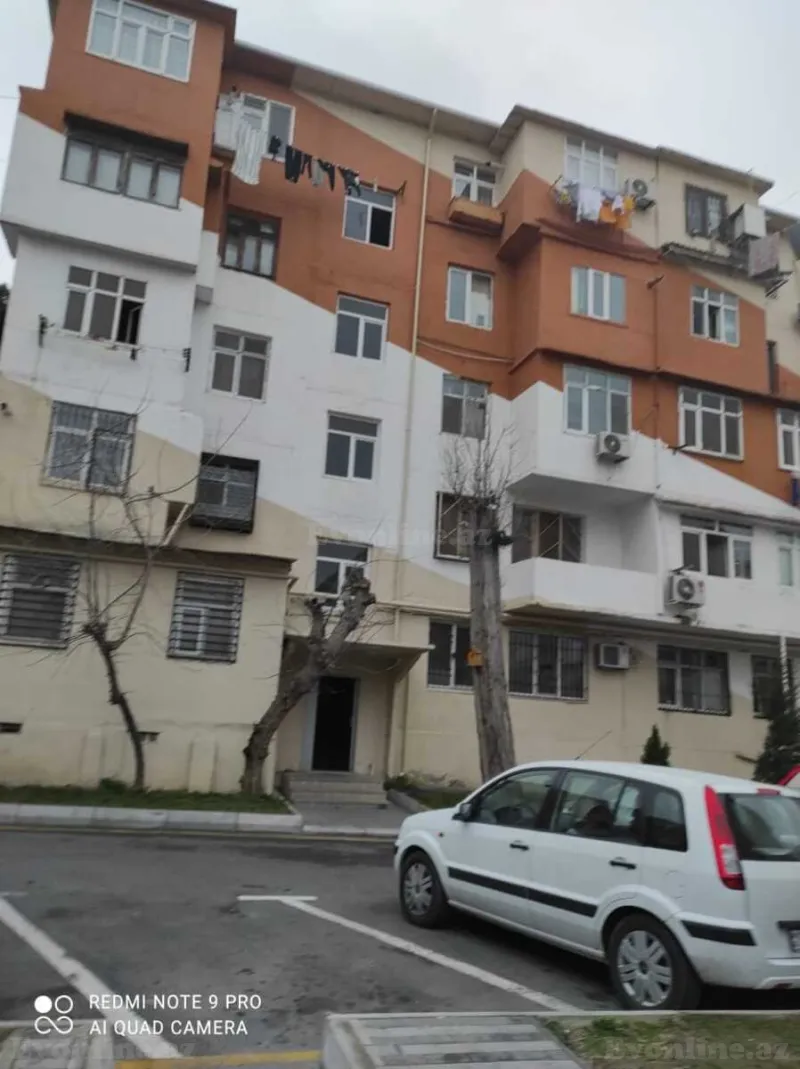 Satılır 2 otaqlı Mənzil Köhnə tikili 54 m² 4-cü mikrorayon - şəkil 2