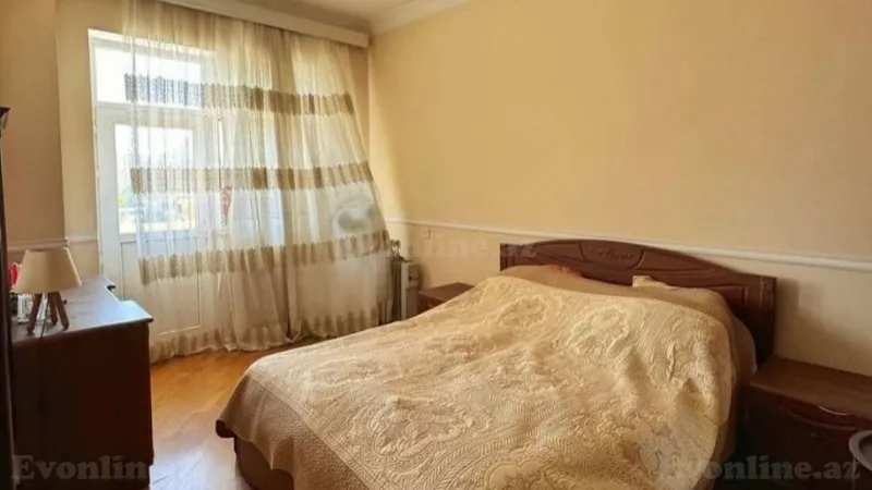 Kirayə verilir 3 otaqlı Mənzil Köhnə tikili 120 m² 28 May m. - şəkil 4