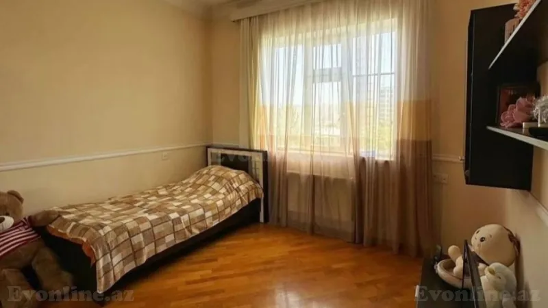 Kirayə verilir 3 otaqlı Mənzil Köhnə tikili 120 m² 28 May m. - şəkil 6