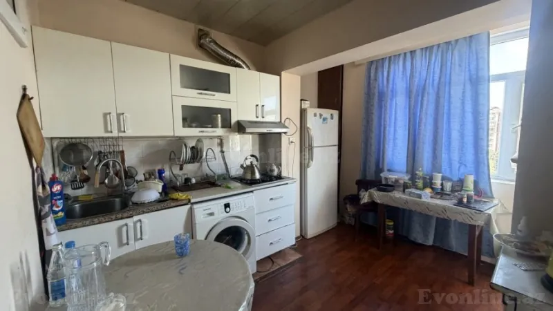 Satılır 5 otaqlı Mənzil Köhnə tikili 120 m² 8-ci mikrorayon - şəkil 6