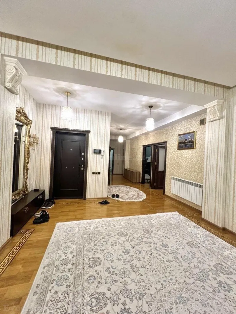 Satılır 5 otaqlı Mənzil Yeni tikili 245 m² Nəsimi m. - şəkil 27