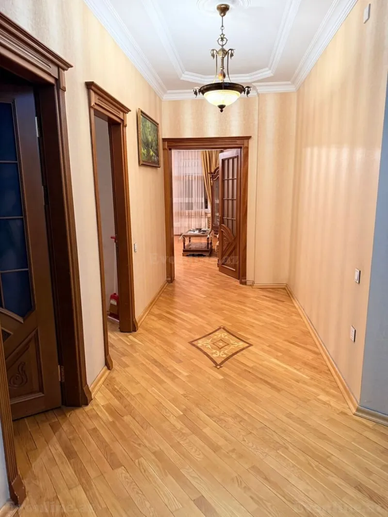 Kirayə verilir 3 otaqlı Mənzil Yeni tikili 150 m² Kubinka - şəkil 3