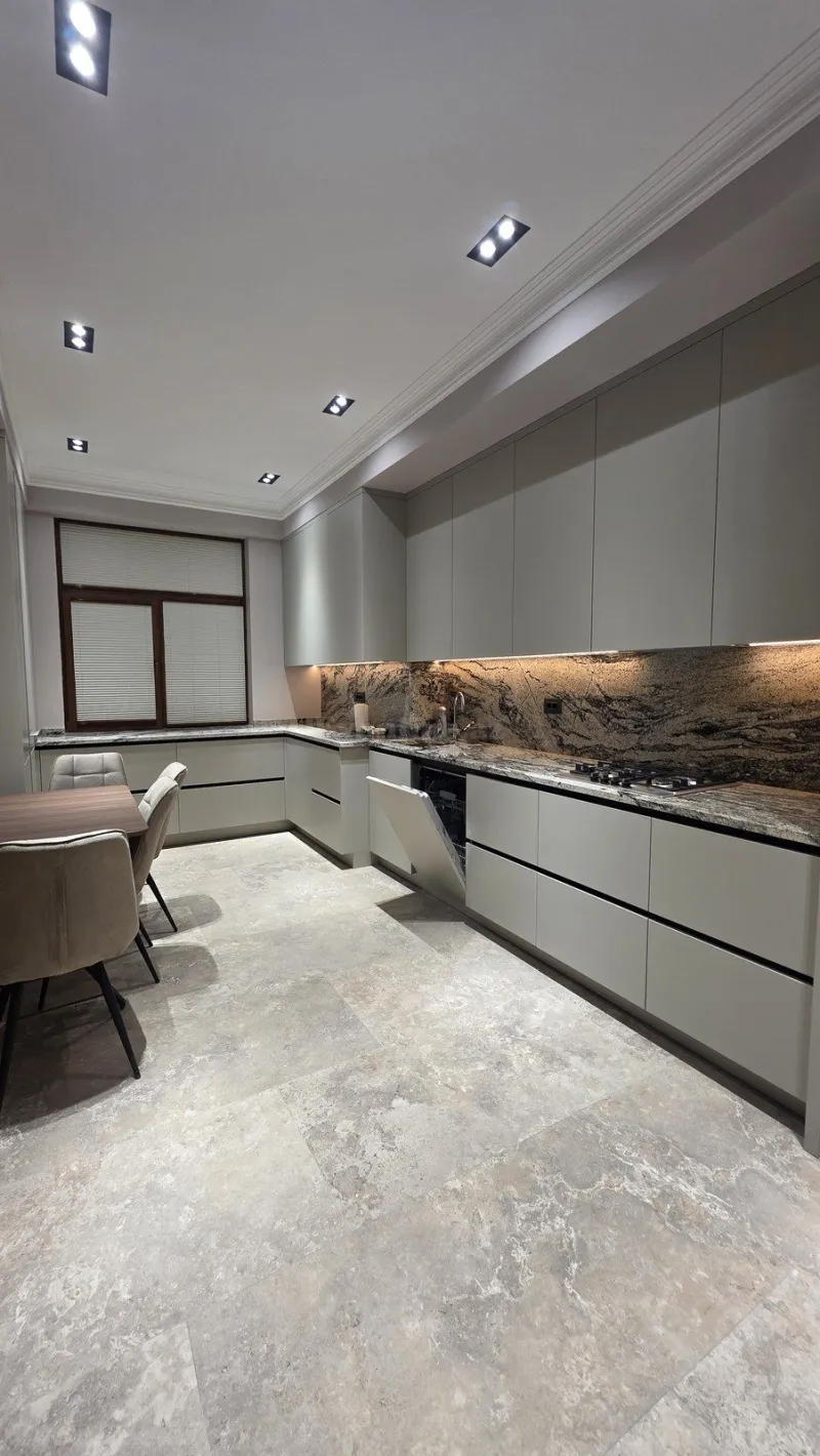 Kirayə verilir 2 otaqlı Mənzil Yeni tikili 100 m² Yasamal r. - şəkil 5