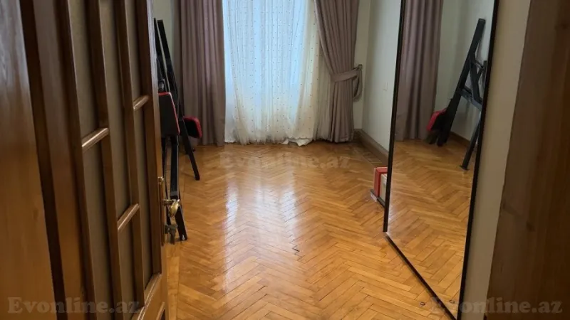 Satılır 3 otaqlı Mənzil Köhnə tikili 75 m² Nizami m. - şəkil 6