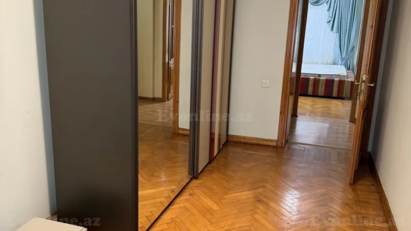 Satılır 3 otaqlı Mənzil Köhnə tikili 75 m² Nizami m. - şəkil 7