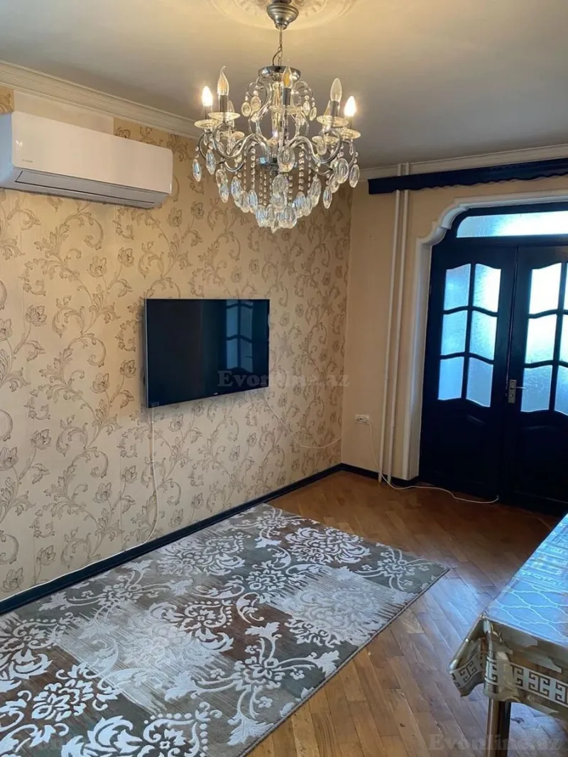 Satılır 3 otaqlı Mənzil Köhnə tikili 70 m² Suraxanı r.