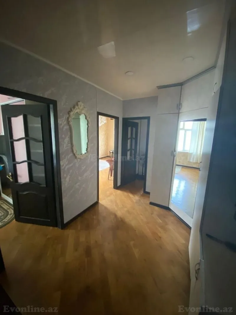 Satılır 3 otaqlı Mənzil Köhnə tikili 70 m² Suraxanı r. - şəkil 6