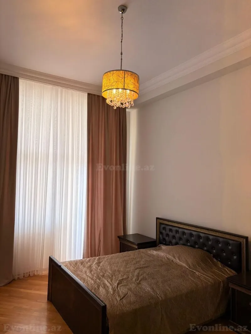 Kirayə verilir 4 otaqlı Mənzil Yeni tikili 220 m² Yasamal - şəkil 14