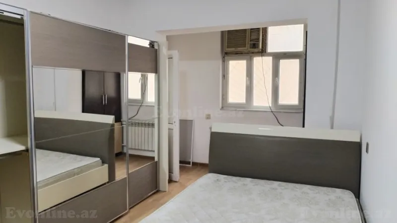 1 otaqlı Mənzil 45 m² 9-cu mikrorayon Kirayə verilir