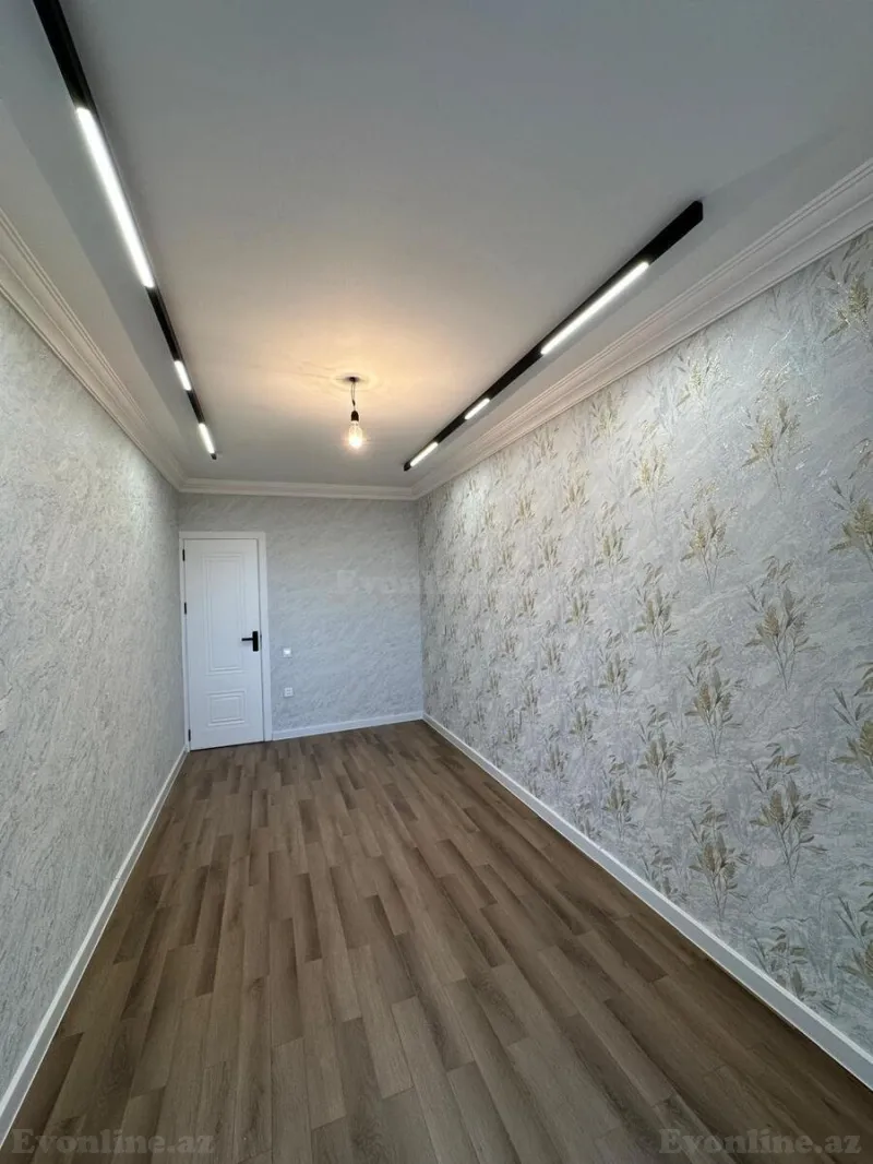 Satılır 3 otaqlı Mənzil Köhnə tikili 67 m² Gənclik m. - şəkil 4