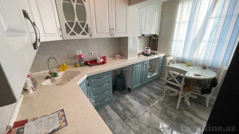 Satılır 3 otaqlı Mənzil Köhnə tikili 90 m² Yeni Yasamal - şəkil 5