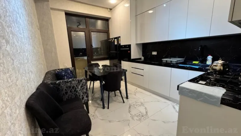 Kirayə verilir 2 otaqlı Mənzil Yeni tikili 100 m² Nərimanov r. - şəkil 5