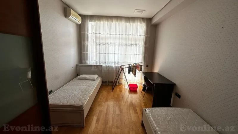 Kirayə verilir 4 otaqlı Mənzil Yeni tikili 200 m² Nəriman Nərimanov m. - şəkil 9