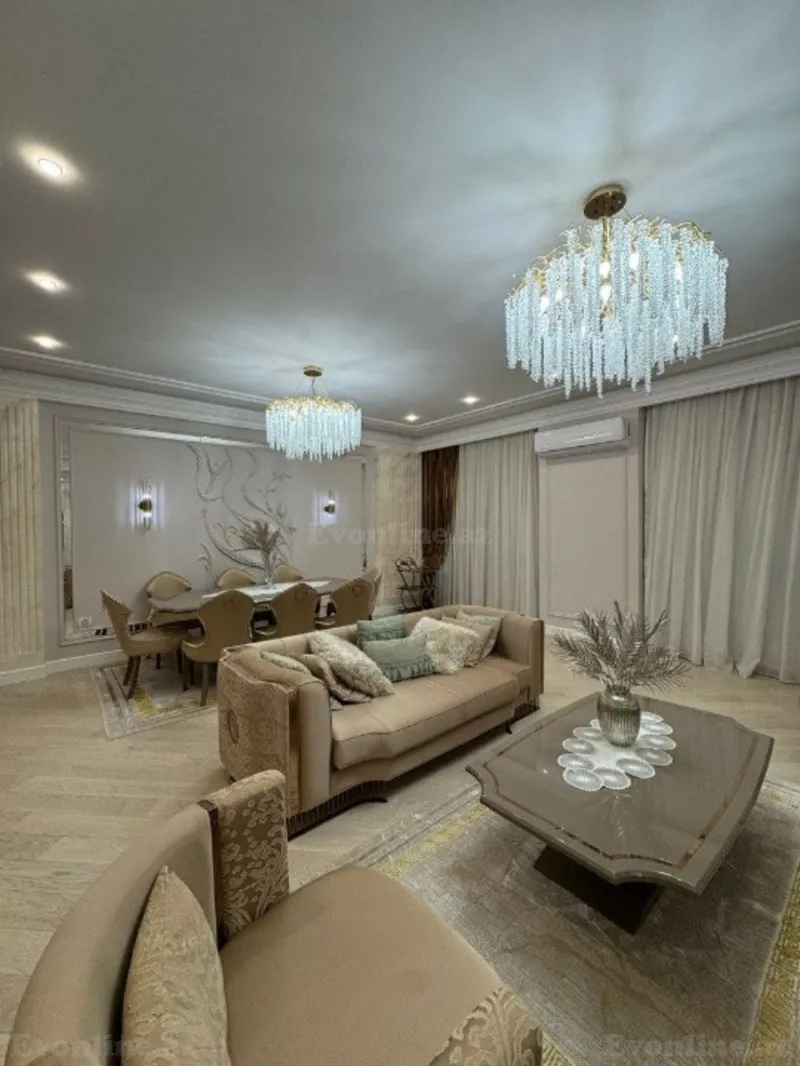 Satılır 5 otaqlı Mənzil Yeni tikili 300 m² Xətai m. - şəkil 2