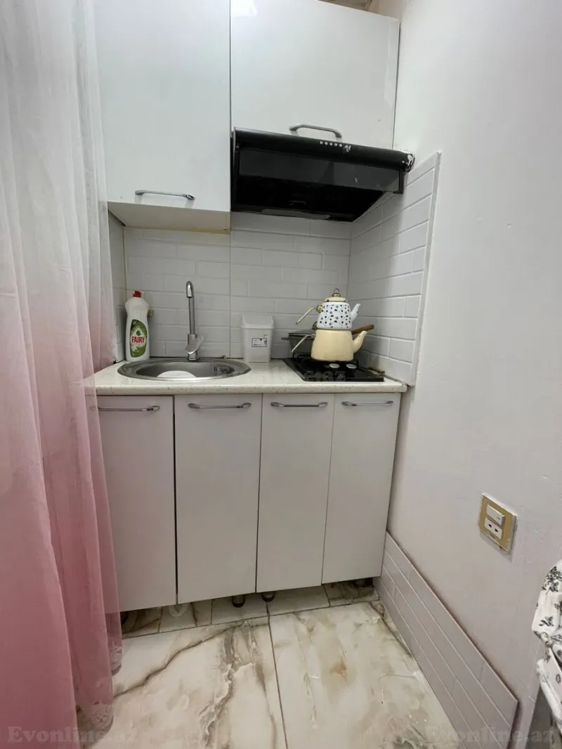 Satılır 2 otaqlı Mənzil Köhnə tikili 45 m² Qaraçuxur - şəkil 7