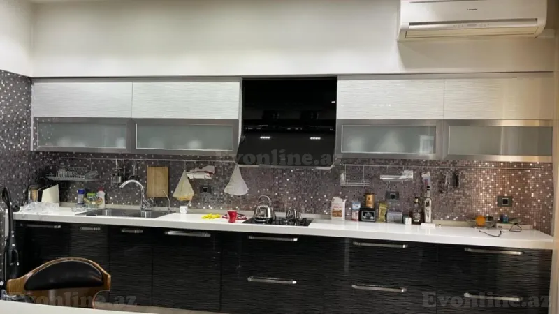 Satılır 4 otaqlı Mənzil Yeni tikili 200 m² Xətai m. - şəkil 5