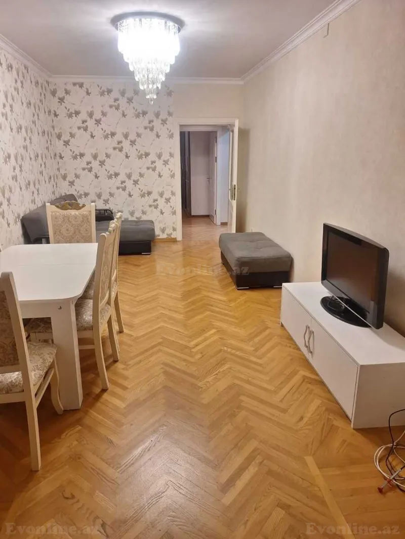 Kirayə verilir 2 otaqlı Mənzil Köhnə tikili 80 m² Yasamal r. - şəkil 2