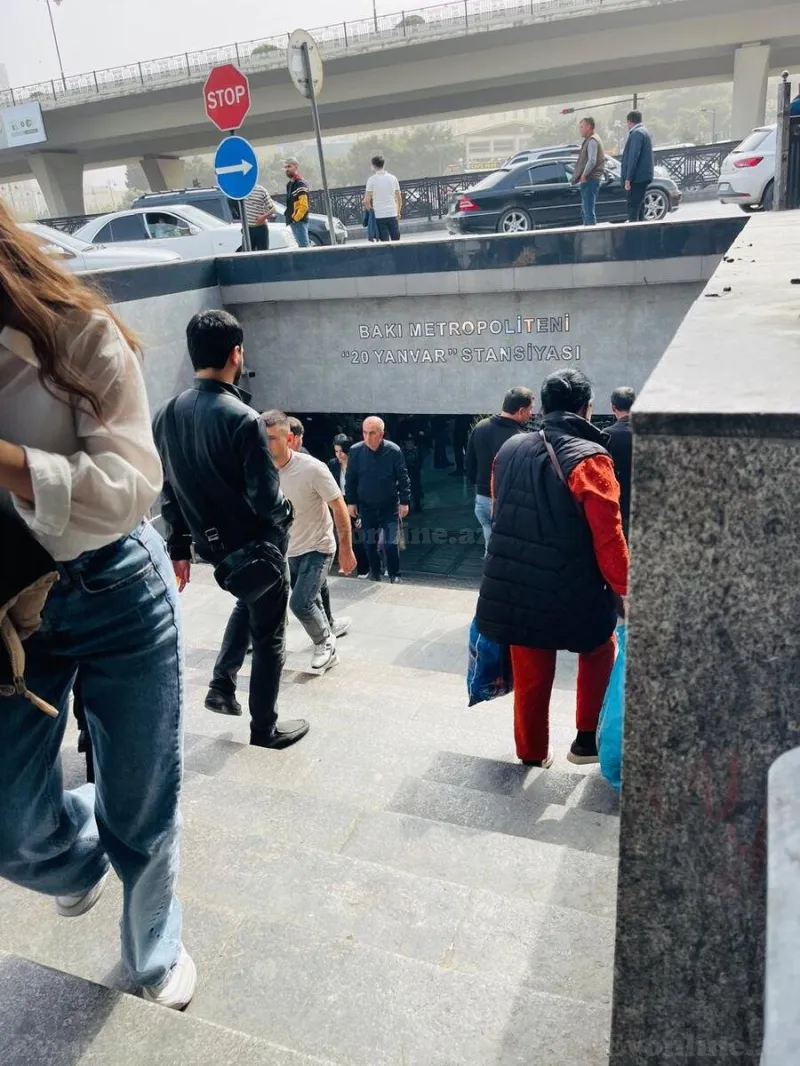 Satılır 2 otaqlı Mənzil Köhnə tikili 50 m² 1-ci mikrorayon - şəkil 2