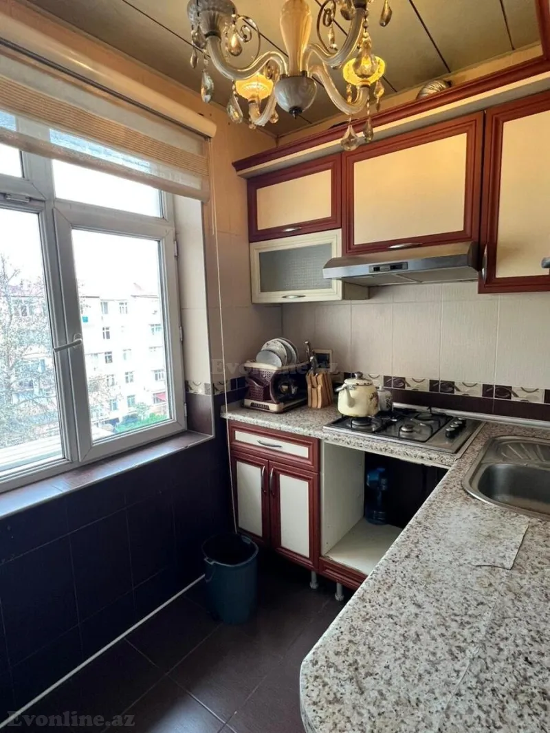 Kirayə verilir 3 otaqlı Mənzil Köhnə tikili 75 m² Nəriman Nərimanov m. - şəkil 8