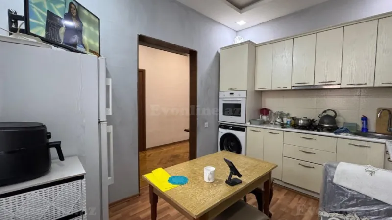 Satılır 3 otaqlı Mənzil Köhnə tikili 86 m² İçərişəhər m. - şəkil 8