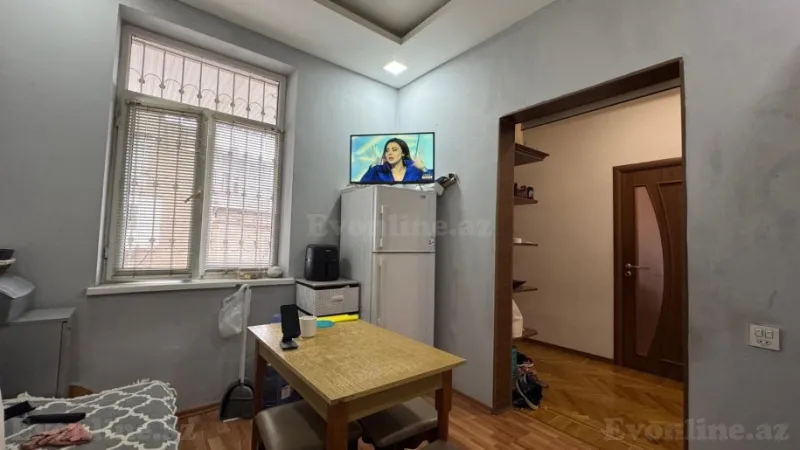 Satılır 3 otaqlı Mənzil Köhnə tikili 86 m² İçərişəhər m. - şəkil 9