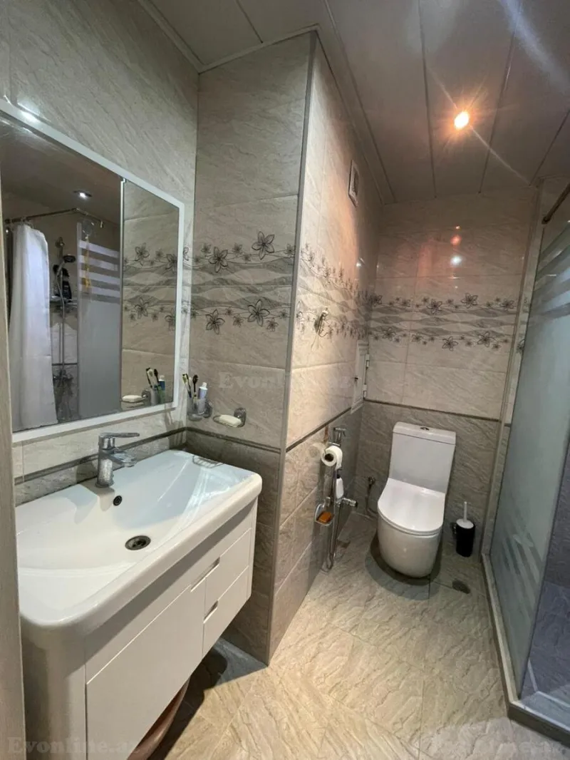 Satılır 2 otaqlı Mənzil Yeni tikili 76 m² Səbail r. - şəkil 9