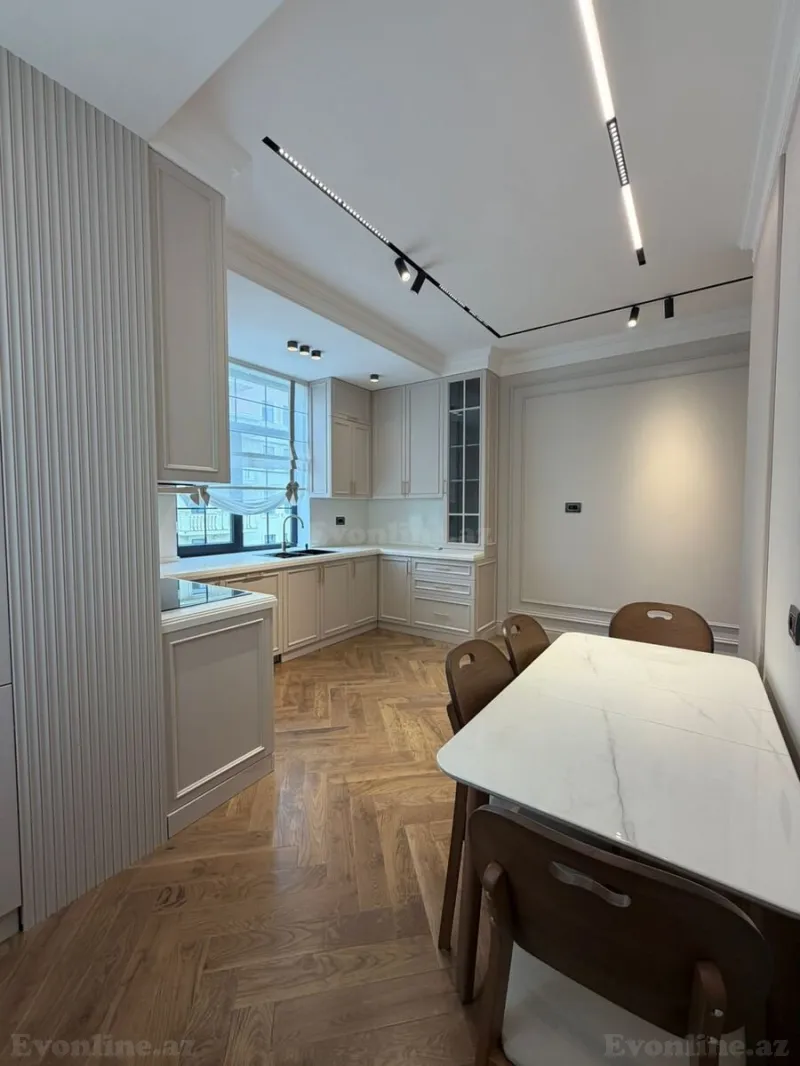 Satılır 4 otaqlı Mənzil Yeni tikili 166 m² Elmlər Akademiyası m. - şəkil 10