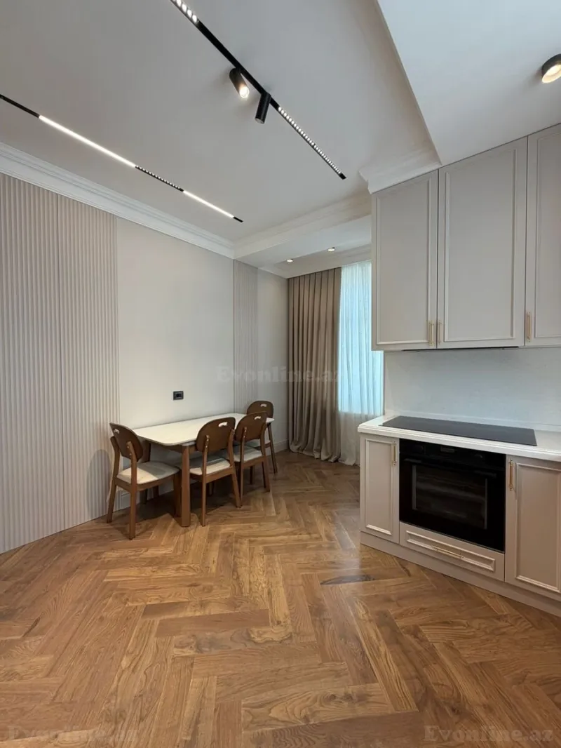 Satılır 4 otaqlı Mənzil Yeni tikili 166 m² Elmlər Akademiyası m. - şəkil 11