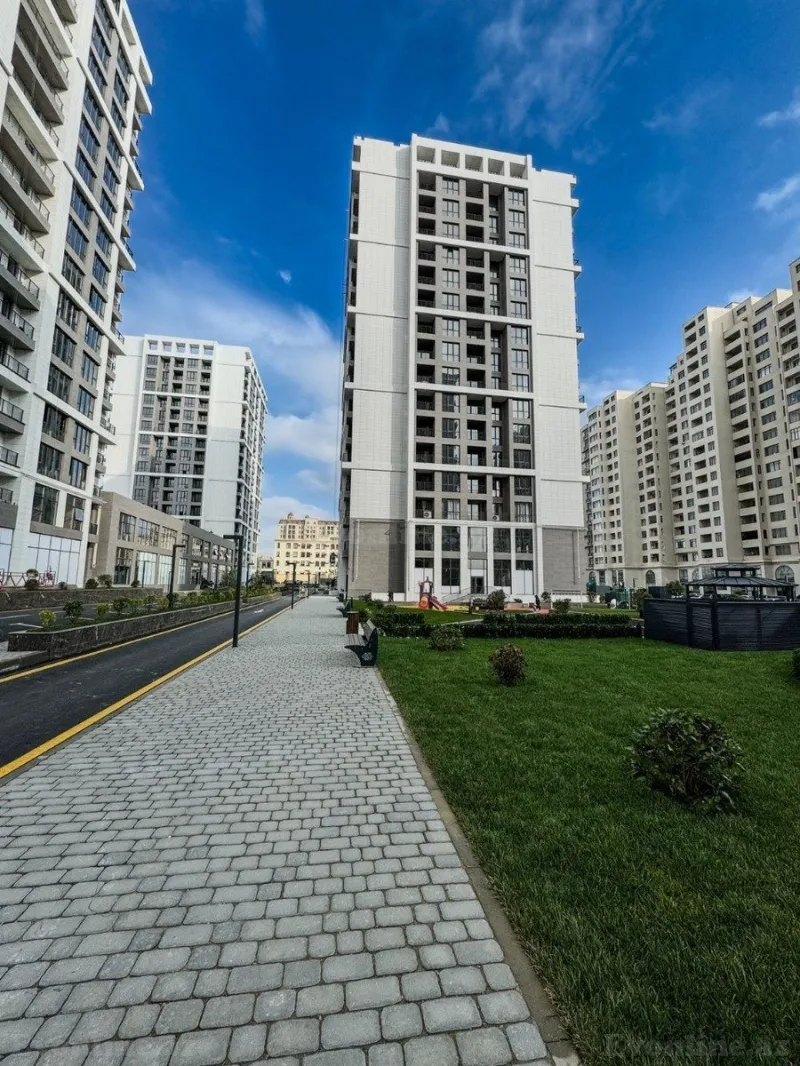 Satılır 2 otaqlı Mənzil Yeni tikili 117.2 m² Koroğlu m. - şəkil 2