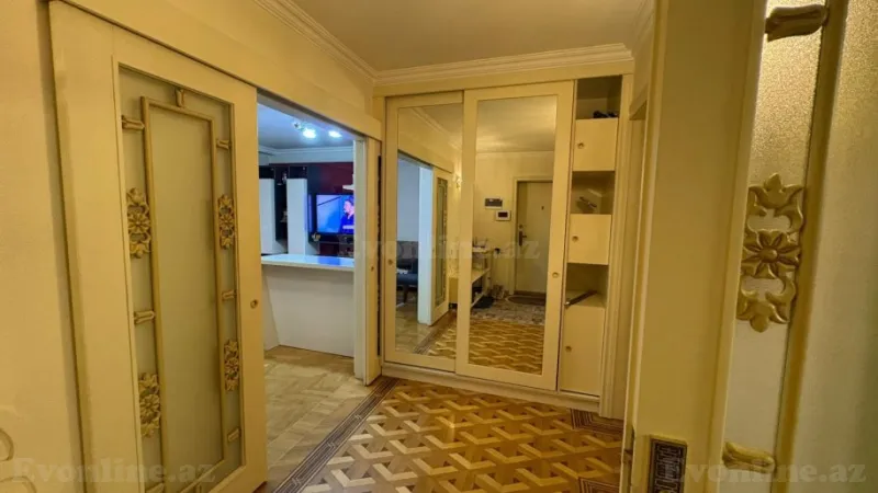 Satılır 5 otaqlı Mənzil Köhnə tikili 160 m² Nərimanov r. - şəkil 14