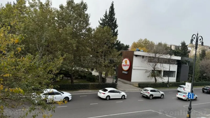 Satılır 5 otaqlı Mənzil Köhnə tikili 160 m² Nərimanov r. - şəkil 21