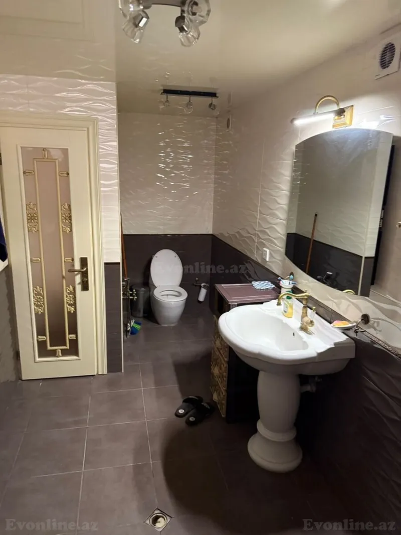 Satılır 5 otaqlı Mənzil Köhnə tikili 160 m² Nərimanov r. - şəkil 25