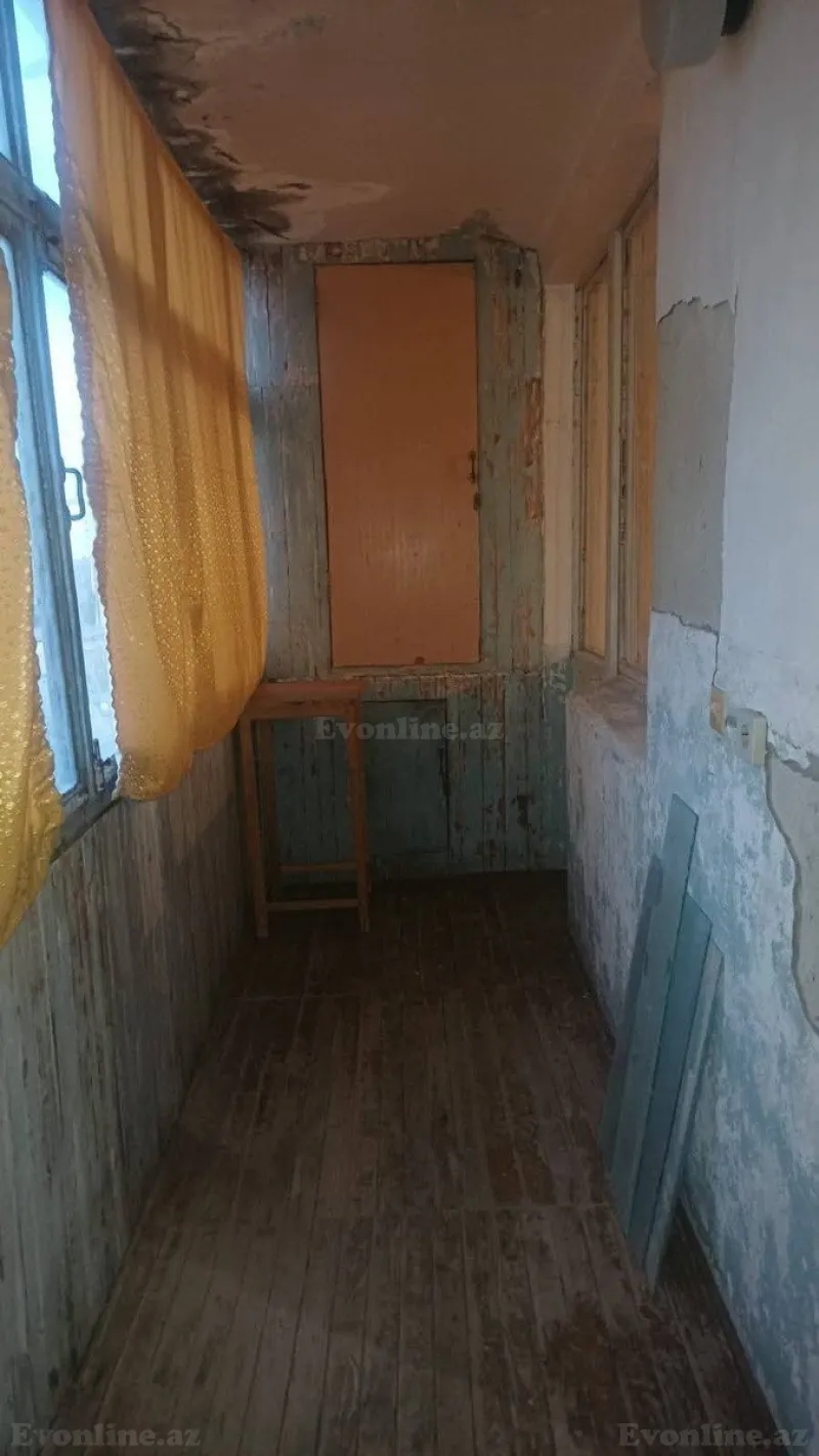 Satılır 2 otaqlı Mənzil Köhnə tikili 55 m² Abşeron r. - şəkil 2