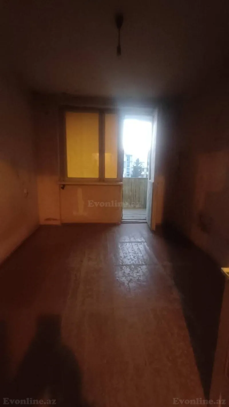 Satılır 2 otaqlı Mənzil Köhnə tikili 55 m² Abşeron r. - şəkil 3