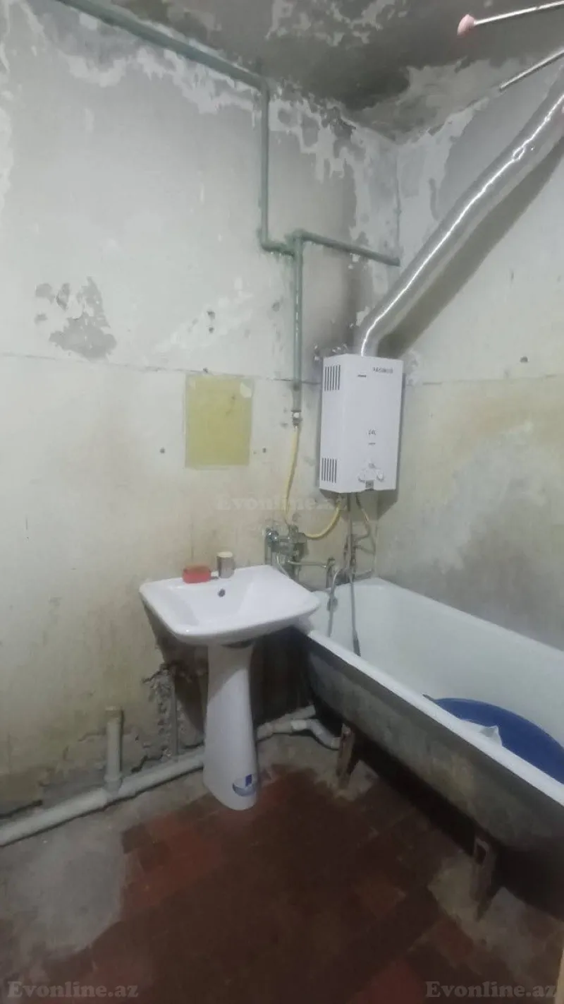 Satılır 2 otaqlı Mənzil Köhnə tikili 55 m² Abşeron r. - şəkil 4