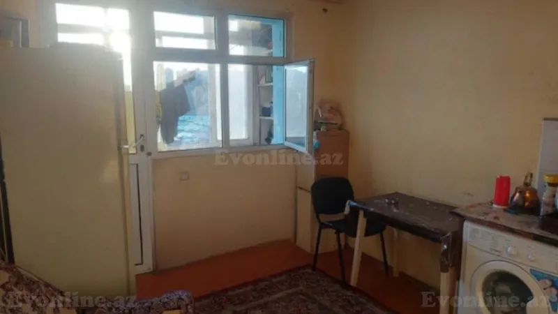 Satılır 2 otaqlı Mənzil Köhnə tikili 65 m² Suraxanı r. - şəkil 5