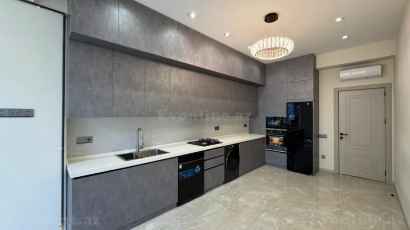 Kirayə verilir 3 otaqlı Mənzil Yeni tikili 140 m² Gənclik m. - şəkil 8