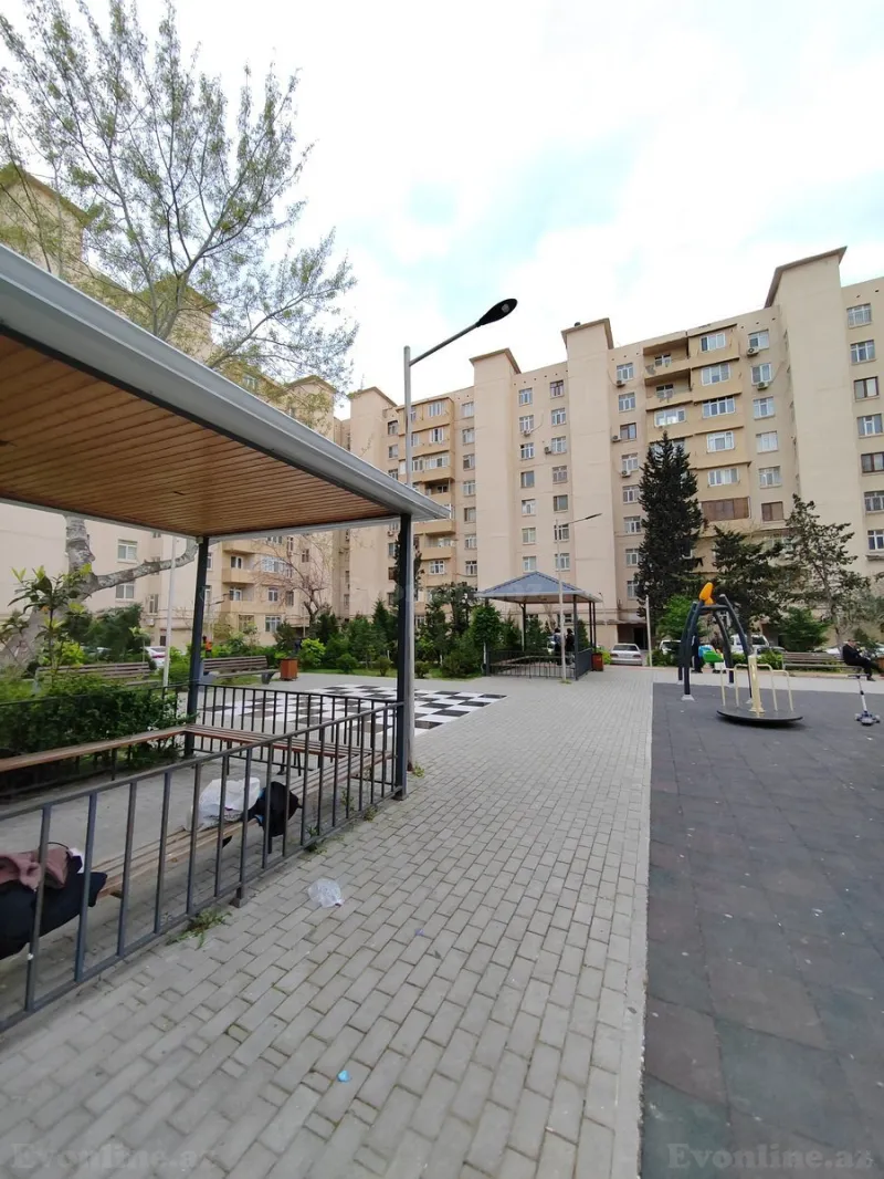 Satılır 4 otaqlı Mənzil Köhnə tikili 100 m² Əhmədli - şəkil 2