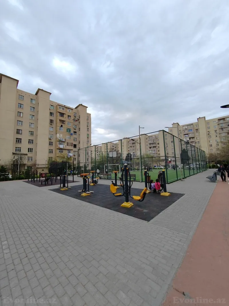 Satılır 4 otaqlı Mənzil Köhnə tikili 100 m² Əhmədli - şəkil 3