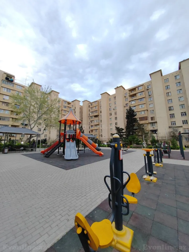 Satılır 4 otaqlı Mənzil Köhnə tikili 100 m² Əhmədli - şəkil 4